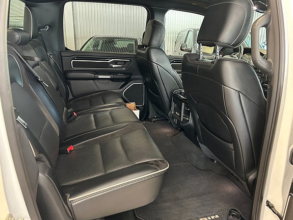 Dodge RAM 14 of 29