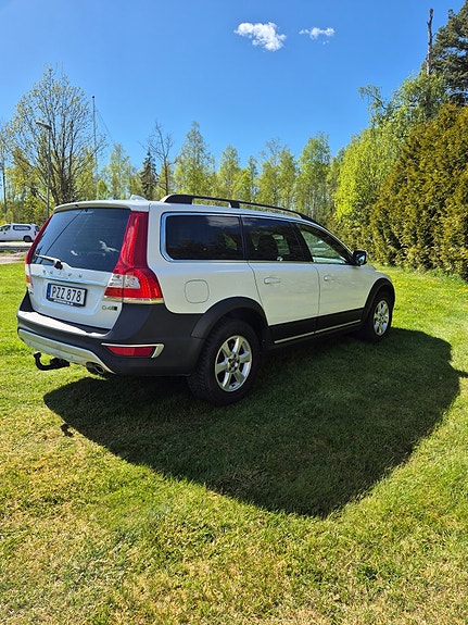 Volvo XC70 5 of 5