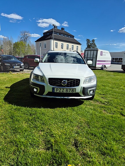 Volvo XC70 6 of 10