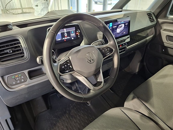 Volkswagen ID. Buzz 6 of 11
