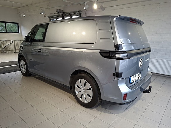 Volkswagen ID. Buzz 7 of 11