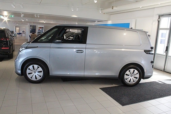 Volkswagen ID. Buzz 2 of 5