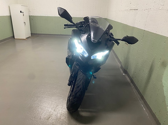 Kawasaki NINJA ZX-4R 6 of 13