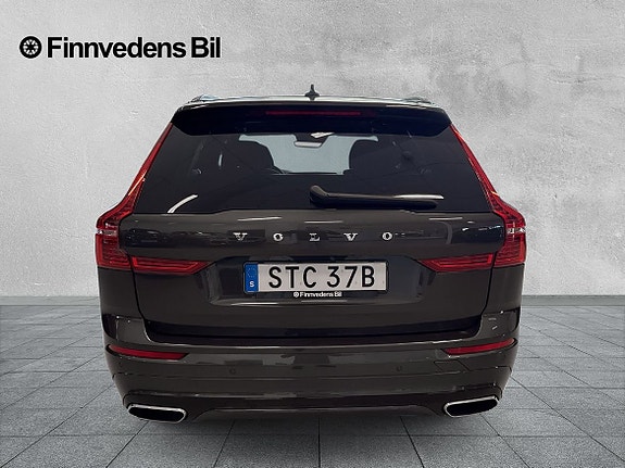 Volvo XC60 4 of 5
