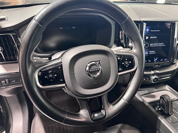 Volvo XC60 10 of 11