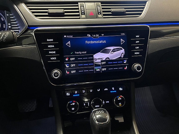 Skoda Superb 18 of 27
