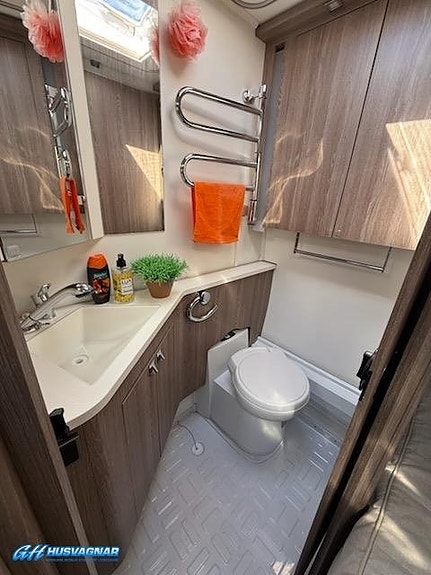 Kabe ROYAL 560XL KS 7 of 10