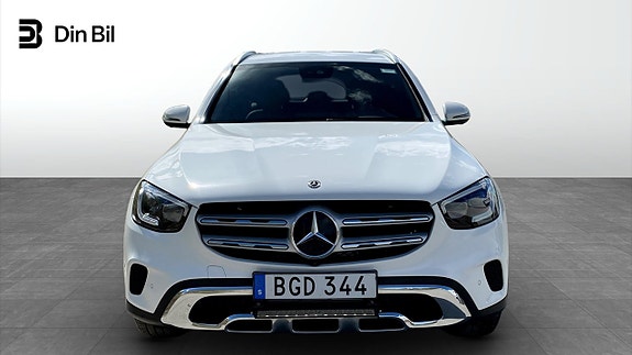Mercedes-Benz GLC200 5 of 5