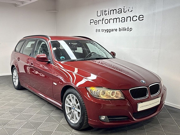BMW 320d 3 of 5