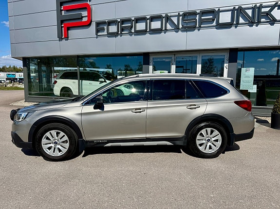 Subaru Outback 2 of 5
