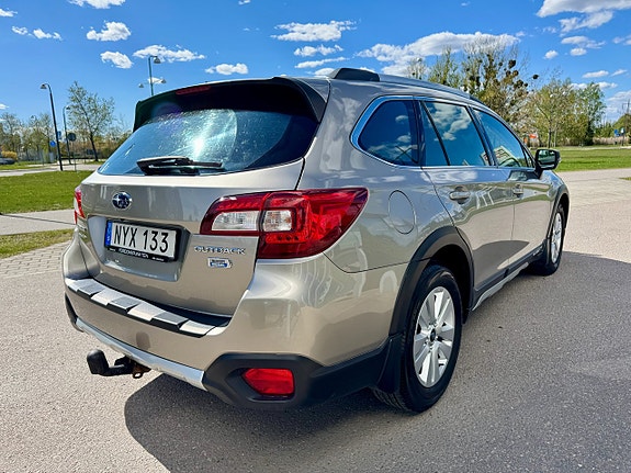 Subaru Outback 4 of 5