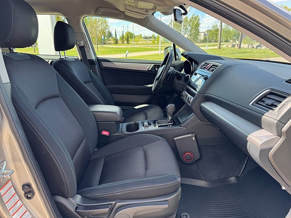 Subaru Outback 13 of 18