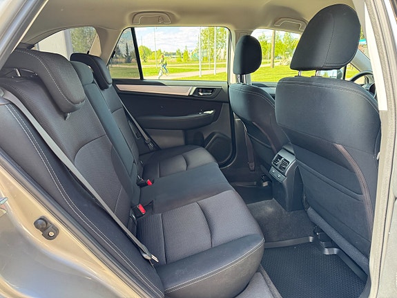 Subaru Outback 15 of 18