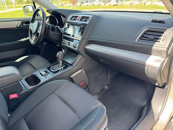Subaru Outback 14 of 18