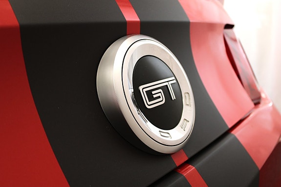 Ford Mustang 12 of 30