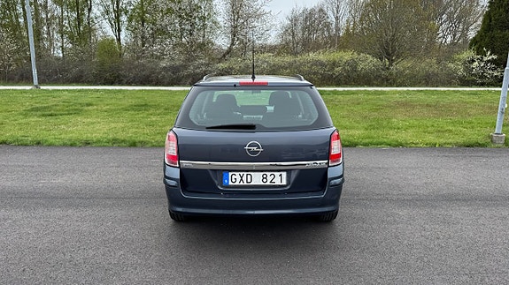Opel Astra 6 of 10