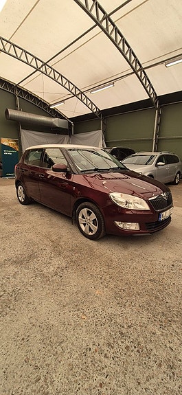 Skoda Fabia 2 of 23