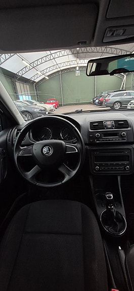 Skoda Fabia 10 of 23