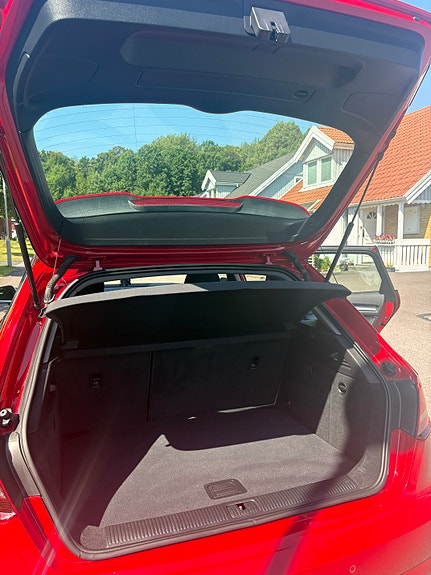 Audi A3 8 of 13