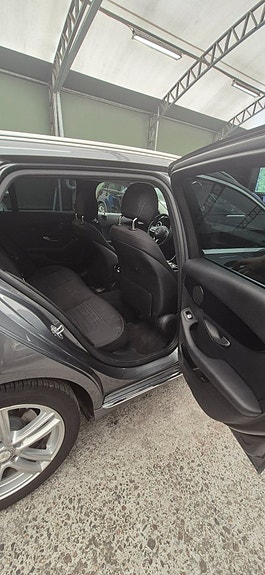 Mercedes-Benz C200 d 10 of 12
