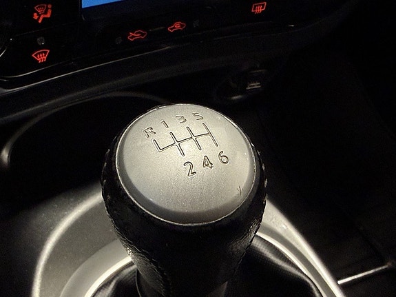 Nissan Juke 6 of 13