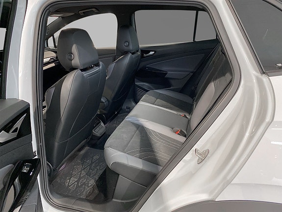 Volkswagen ID.4 8 of 9