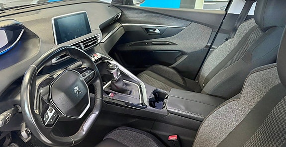 Peugeot 3008 4 of 4