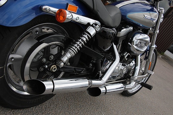 Harley-Davidson XL1200C Sportster Custom - lågmilare! 12 of 12