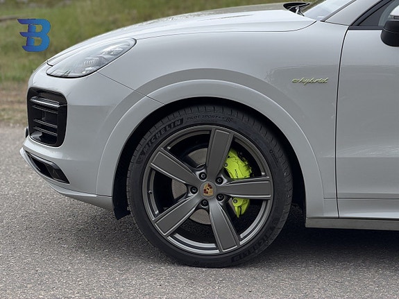 Porsche Cayenne Coupe 5 of 5
