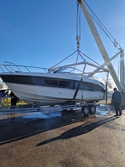 Uttern D77 -15 3 of 10