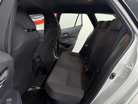 Toyota Corolla 7 of 23