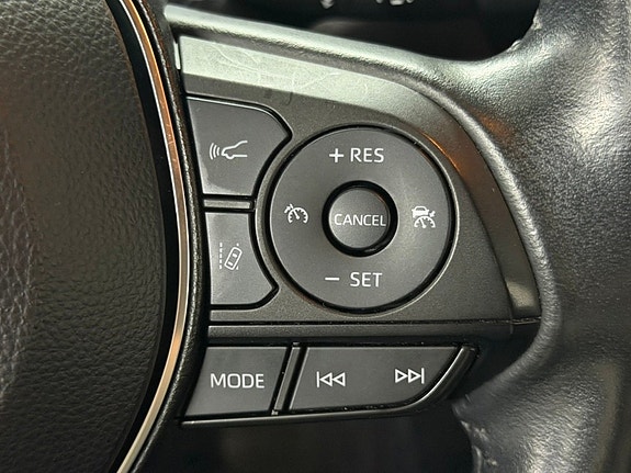 Toyota Corolla 17 of 23