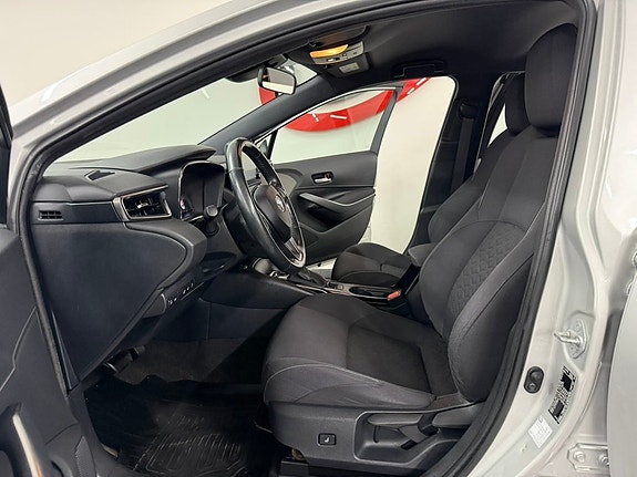 Toyota Corolla 6 of 23