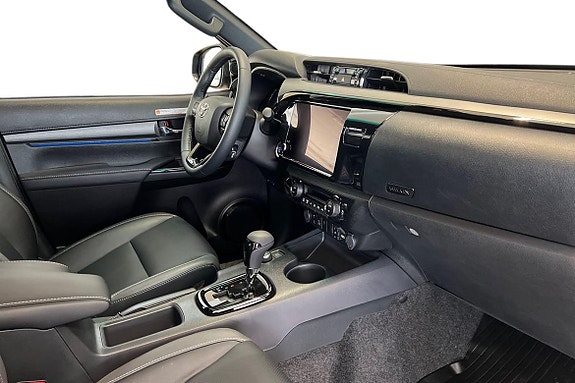 Toyota HiLux 7 of 23
