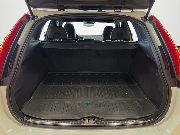 Volvo XC60 26 of 28