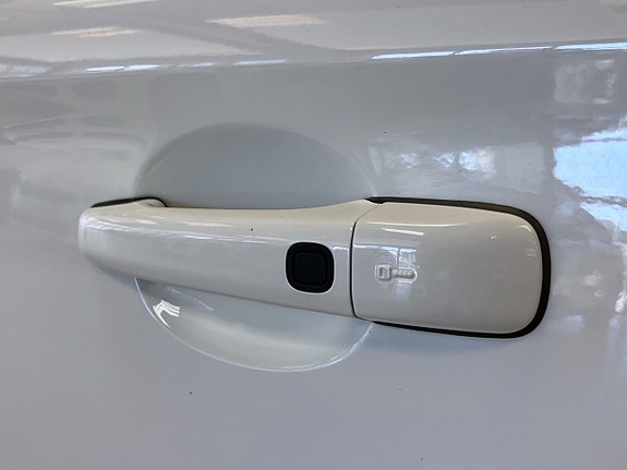 Volvo XC60 24 of 28