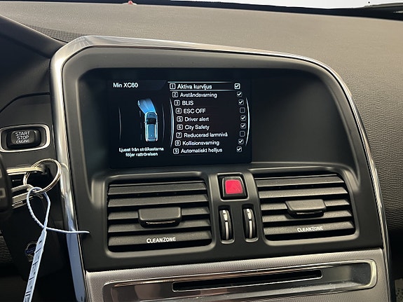 Volvo XC60 18 of 28