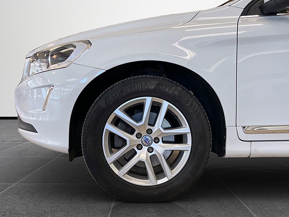 Volvo XC60 27 of 28