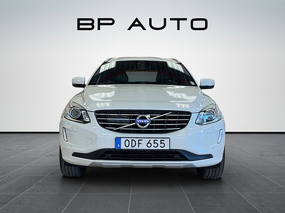 Volvo XC60 4 of 5