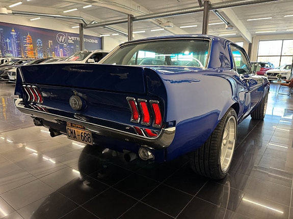 Ford Mustang 5 of 5