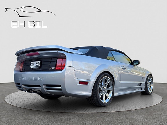 Ford Mustang 6 of 20