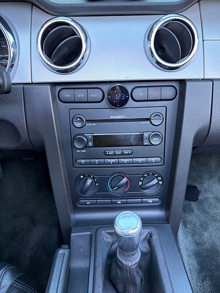 Ford Mustang 13 of 20