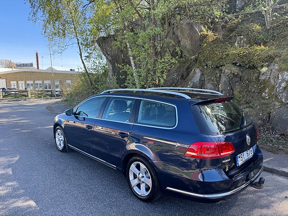Volkswagen Passat 3 of 5