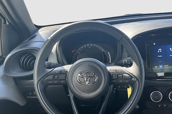 Toyota Aygo X 11 of 13