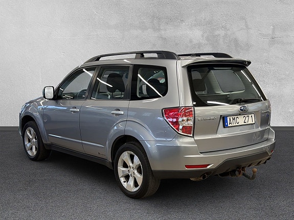 Subaru Forester 3 of 5