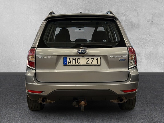 Subaru Forester 4 of 5