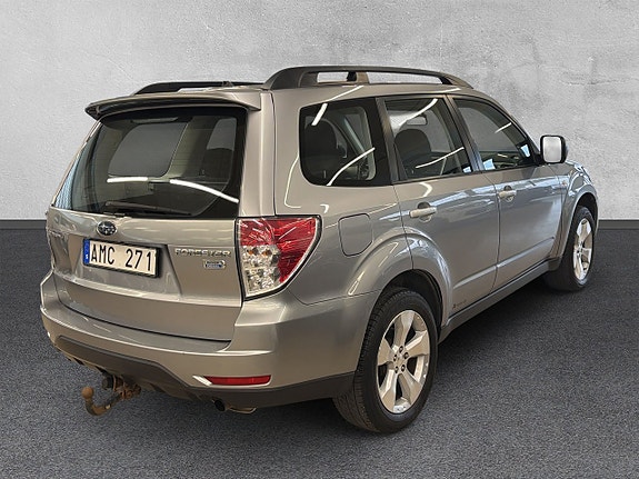 Subaru Forester 5 of 5
