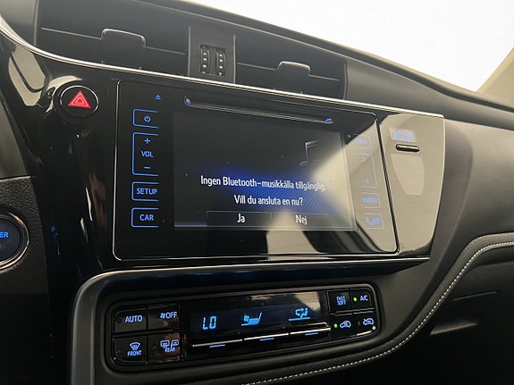 Toyota Auris 16 of 29