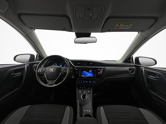 Toyota Auris 10 of 29