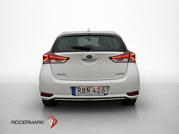 Toyota Auris 6 of 29
